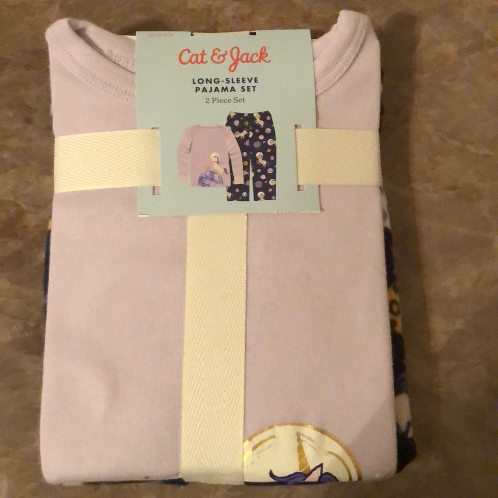 Unicorn pajamas an Boogie socks